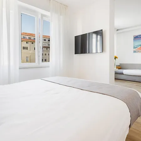 Sanremissimo & בית הארחה סנרמו